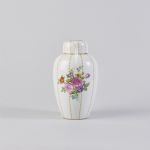 1517 4031 VASE AND COVER